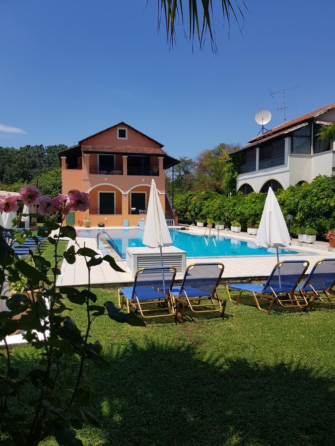 Varvara Studios & Apartments II Peroulades  ภายนอก รูปภาพ