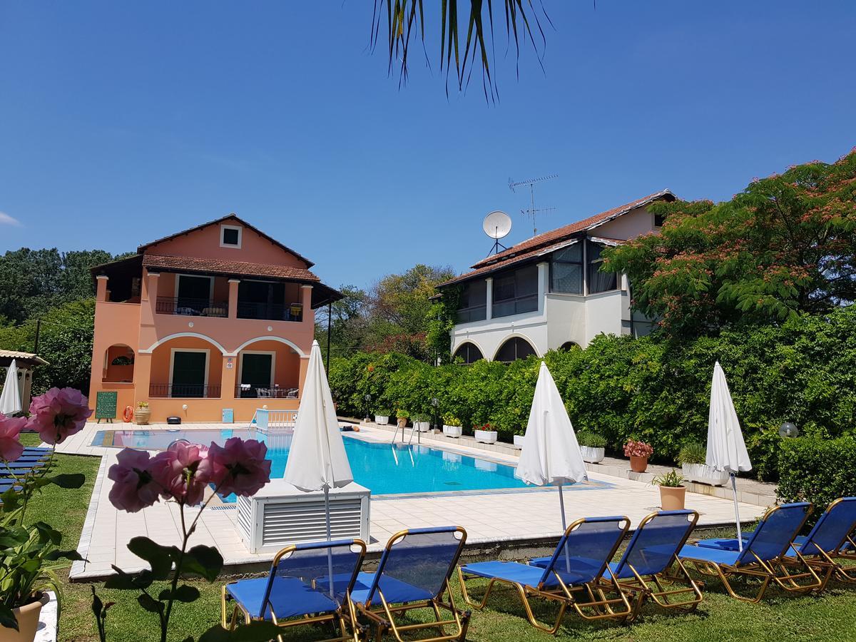 Varvara Studios & Apartments II Peroulades  ภายนอก รูปภาพ
