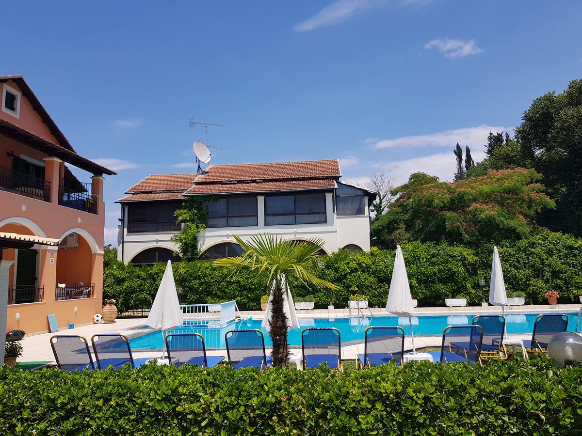 Varvara Studios & Apartments II Peroulades  ภายนอก รูปภาพ