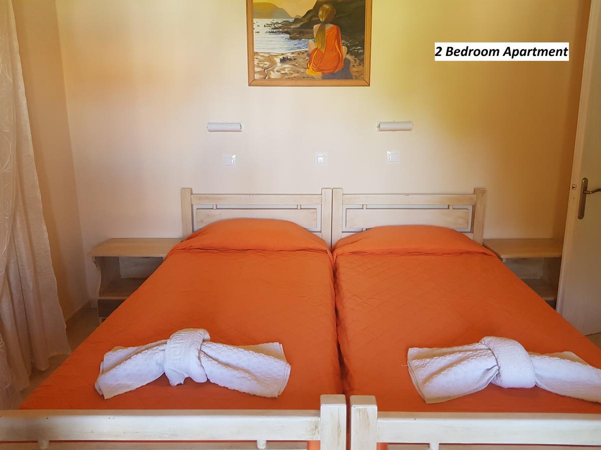 Varvara Studios & Apartments II Peroulades  ภายนอก รูปภาพ