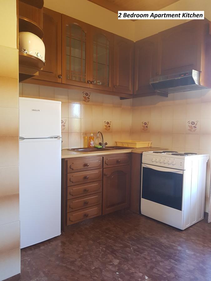 Varvara Studios & Apartments II Peroulades  ภายนอก รูปภาพ