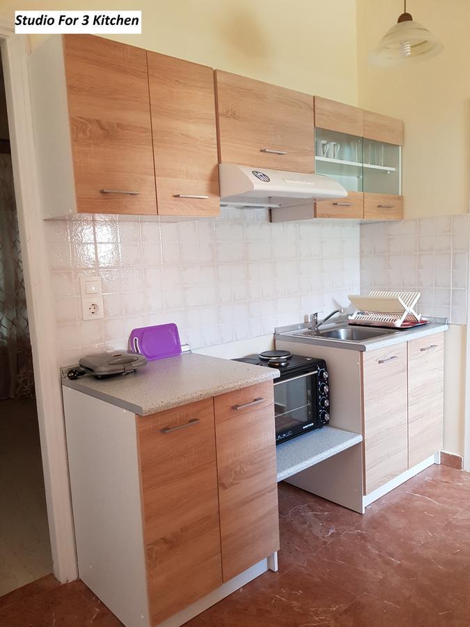 Varvara Studios & Apartments II Peroulades  ภายนอก รูปภาพ